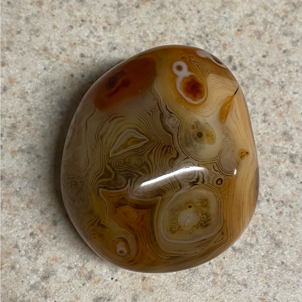 Madagascar Banded Silk Lace Agate Palm Stone Polished Crystal 103g - Picture 3 of 6